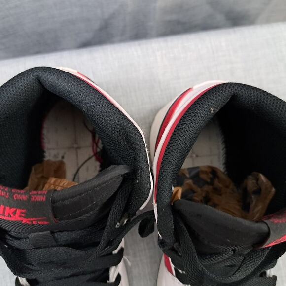 Nike Air Jordan 1 Mid GS size 4.5y 4.5 575441-123 RARE vi Carmine 2014 - Picture 13 of 15